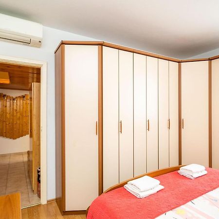 Spacious Three Bedroom Apartment Дубровник Экстерьер фото