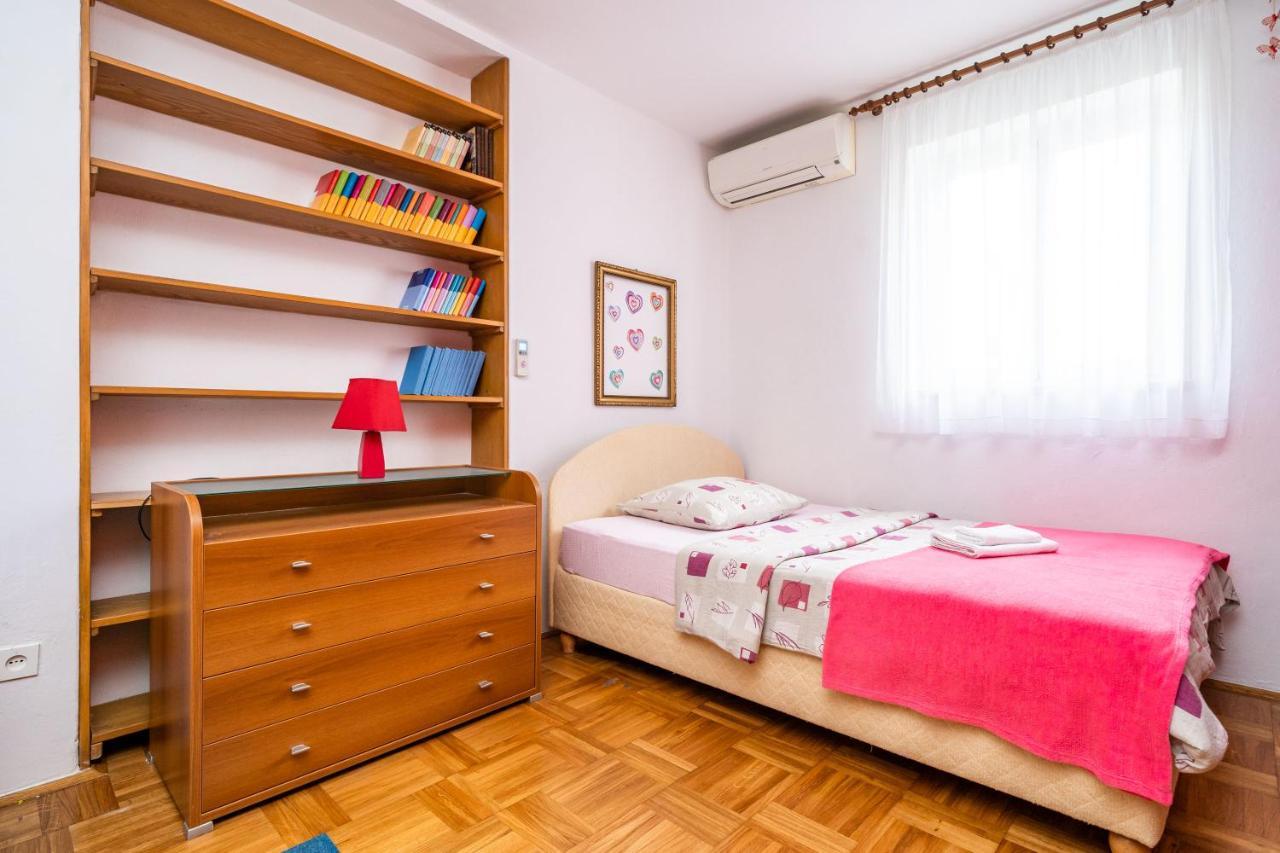 Spacious Three Bedroom Apartment Дубровник Экстерьер фото